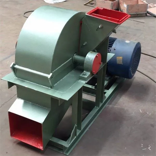 Дерев'яний тирсовий млин для використання